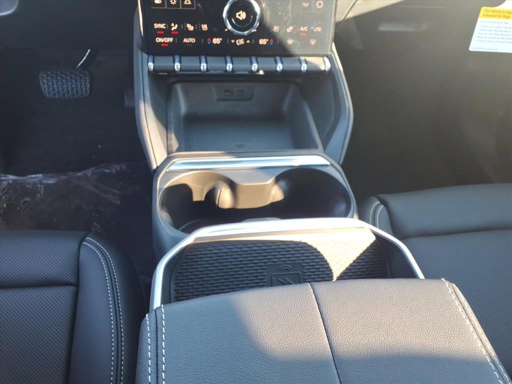 New 2026 GMC Terrain Elevation w/ Elevation Premium Package image 13