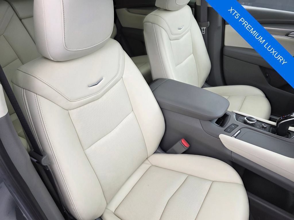 Used 2023 Cadillac XT5 Premium Luxury FWD image 29