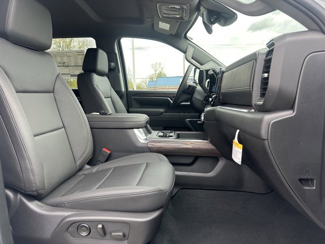 New 2025 GMC Sierra 2500 SLT w/ SLT Convenience Package image 7