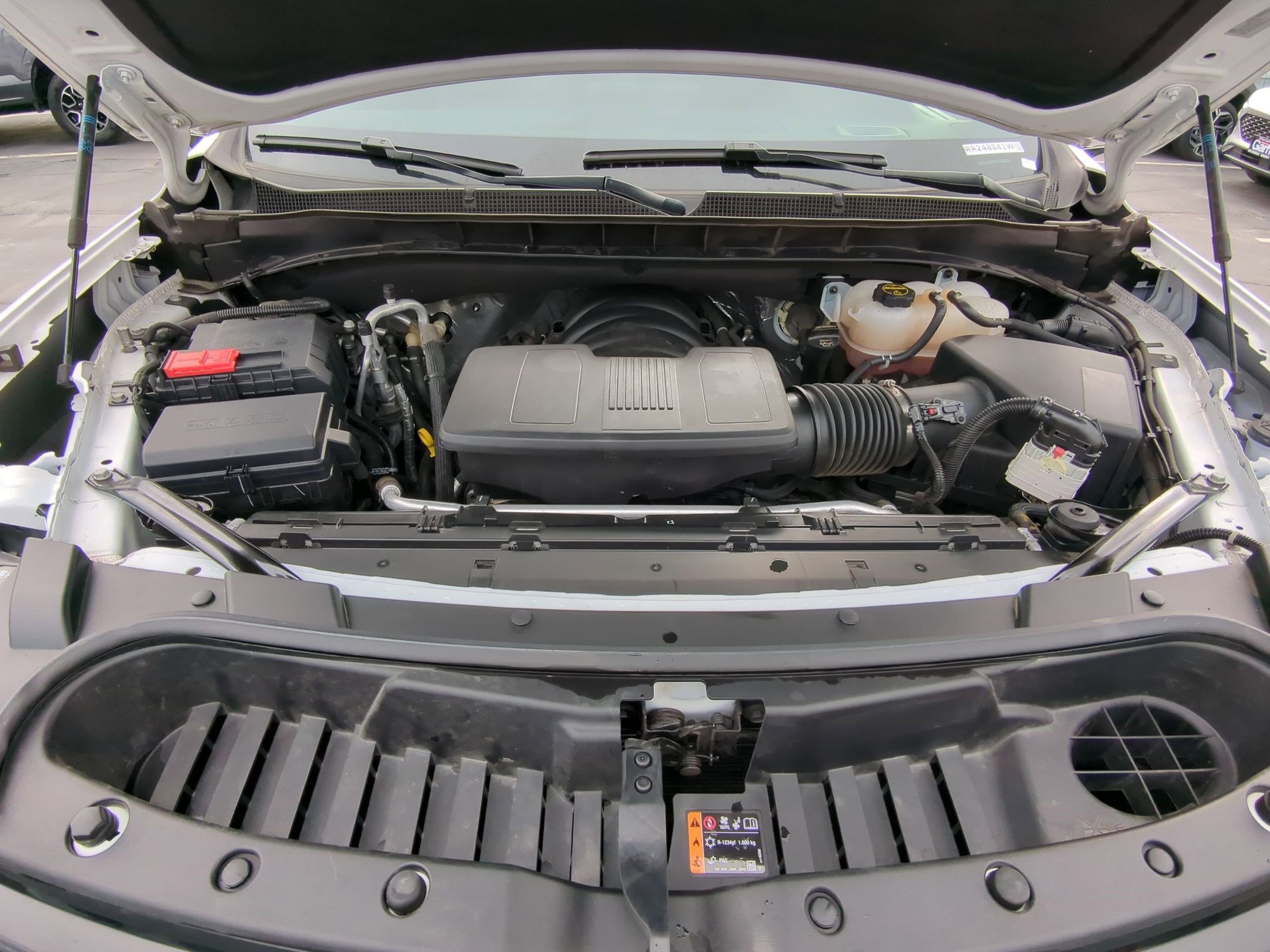 Used 2024 Chevrolet Suburban LT image 35