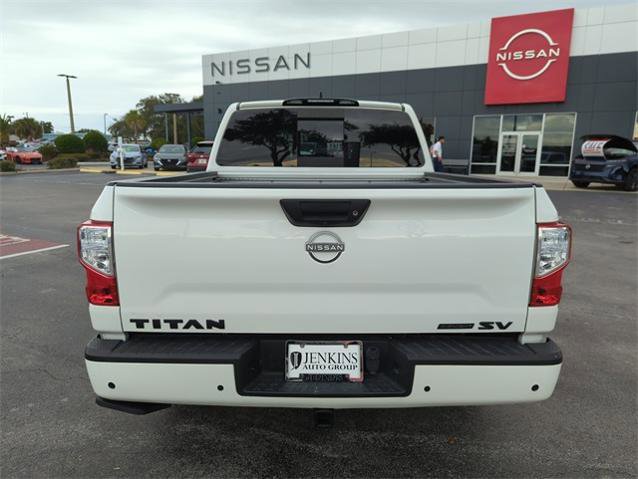 Certified 2023 Nissan Titan SV w/ SV Convenience Package image 6