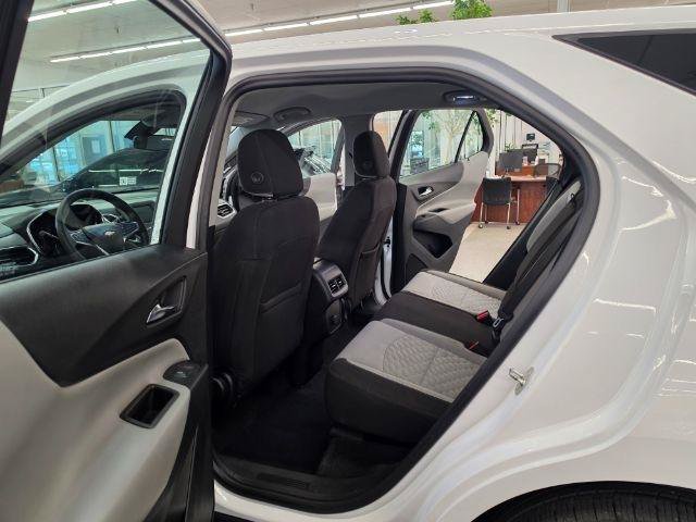 Used 2018 Chevrolet Equinox LS FWD image 32