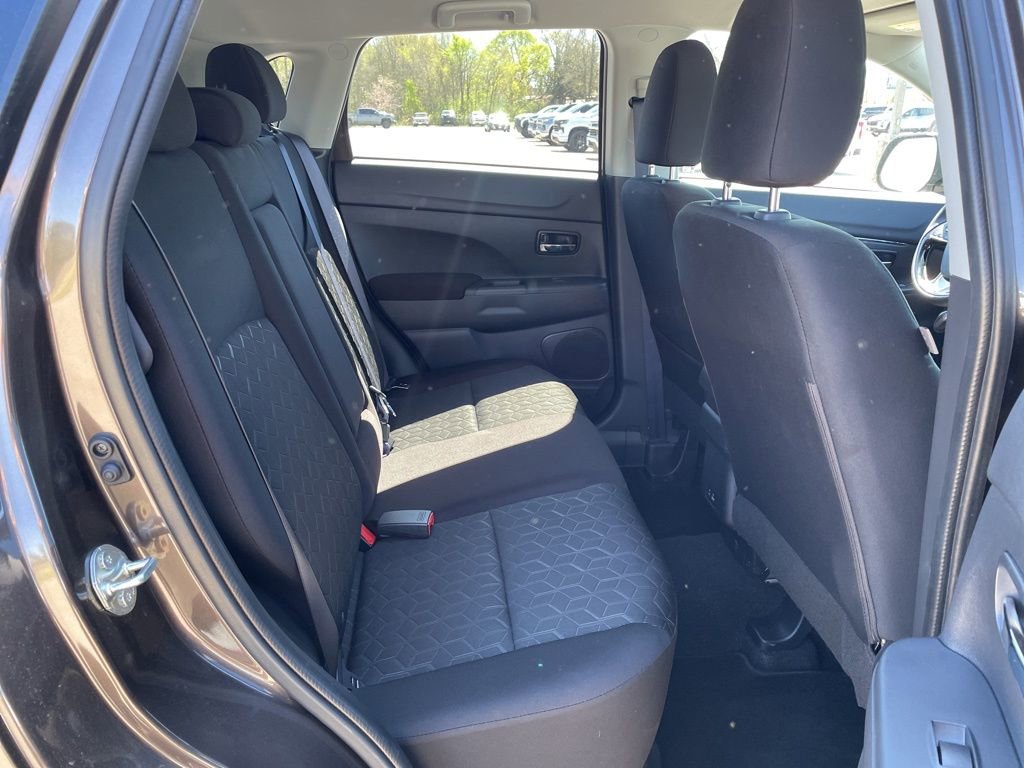 Used 2025 Mitsubishi Outlander Sport SE image 26