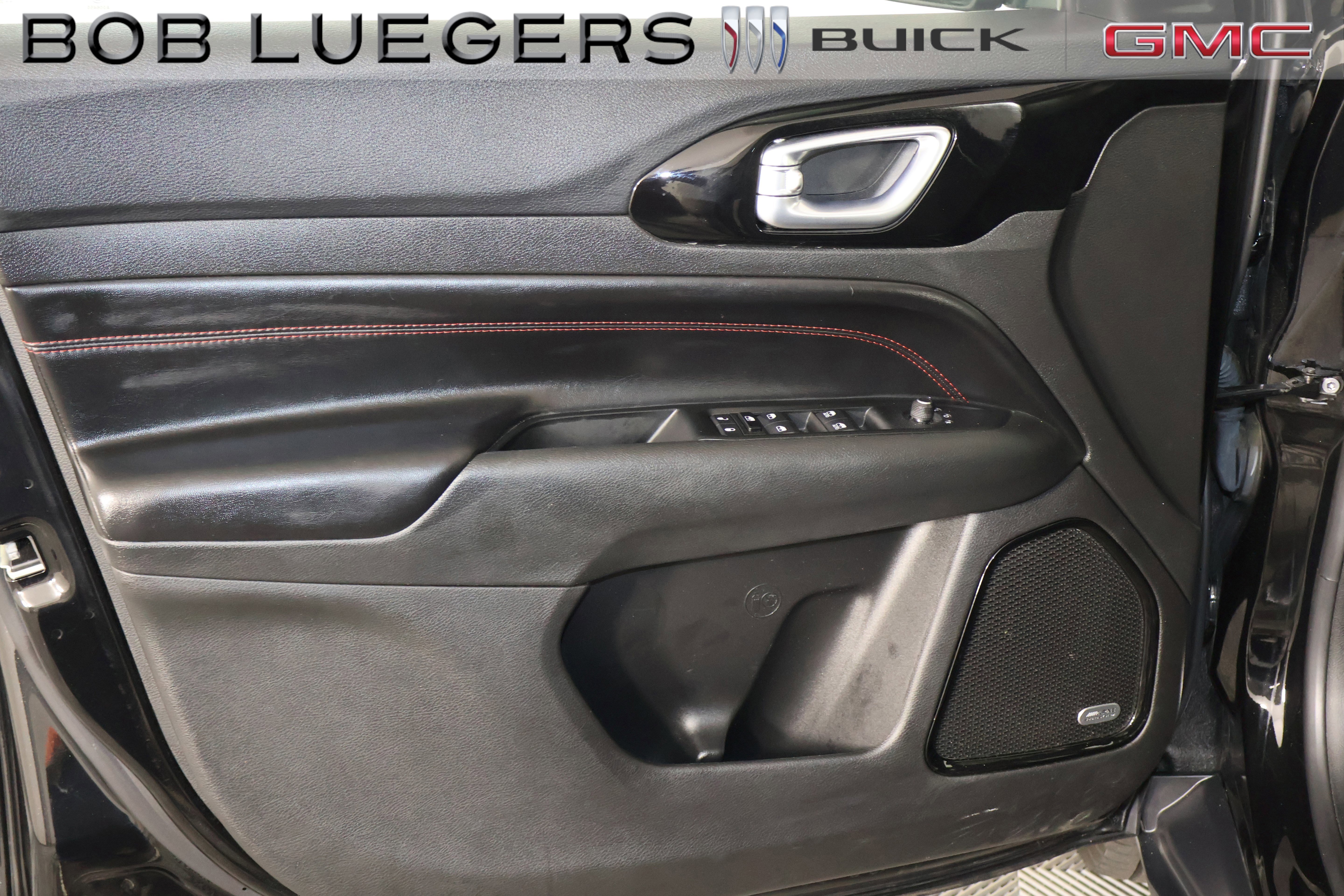 Used 2022 Jeep Compass Trailhawk w/ Sun and Sound Group AWD/4WD image 8
