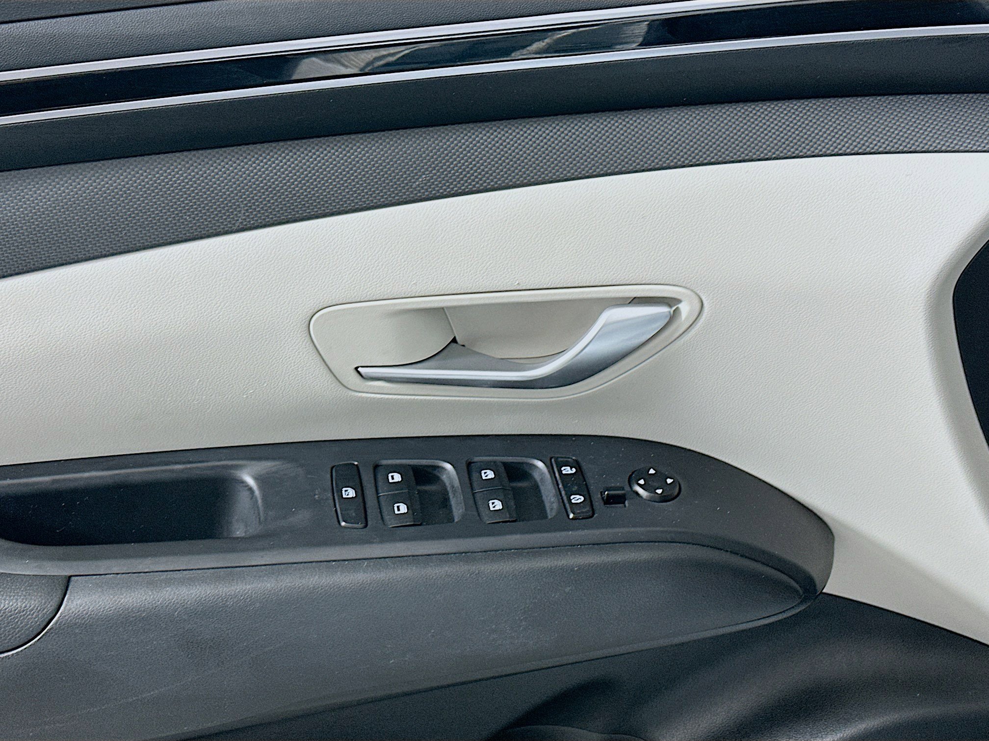 Used 2022 Hyundai Tucson SEL w/ Cargo Package image 15