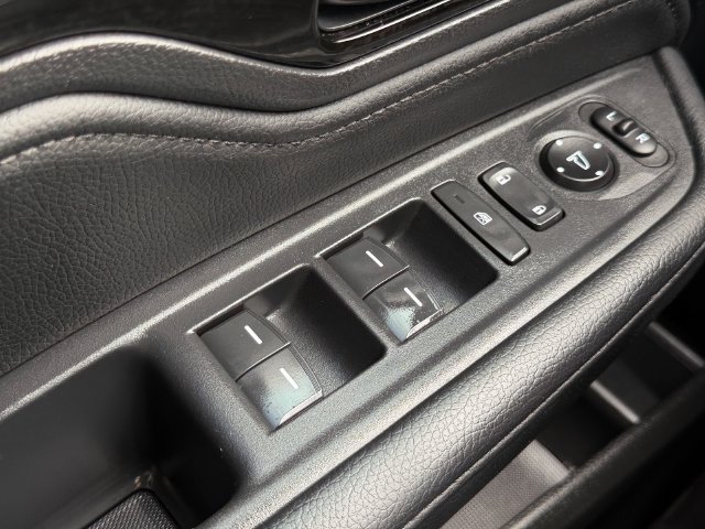 Used 2025 Honda Odyssey Touring image 28