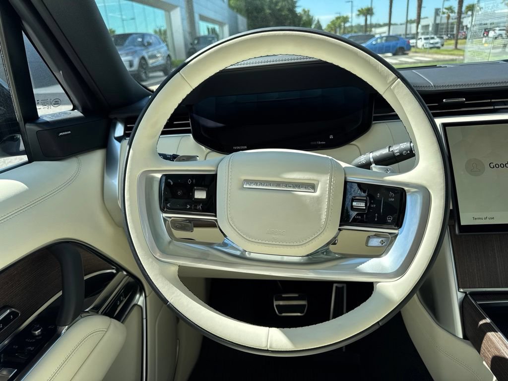 New 2026 Land Rover Range Rover Long Wheelbase SE AWD/4WD image 24