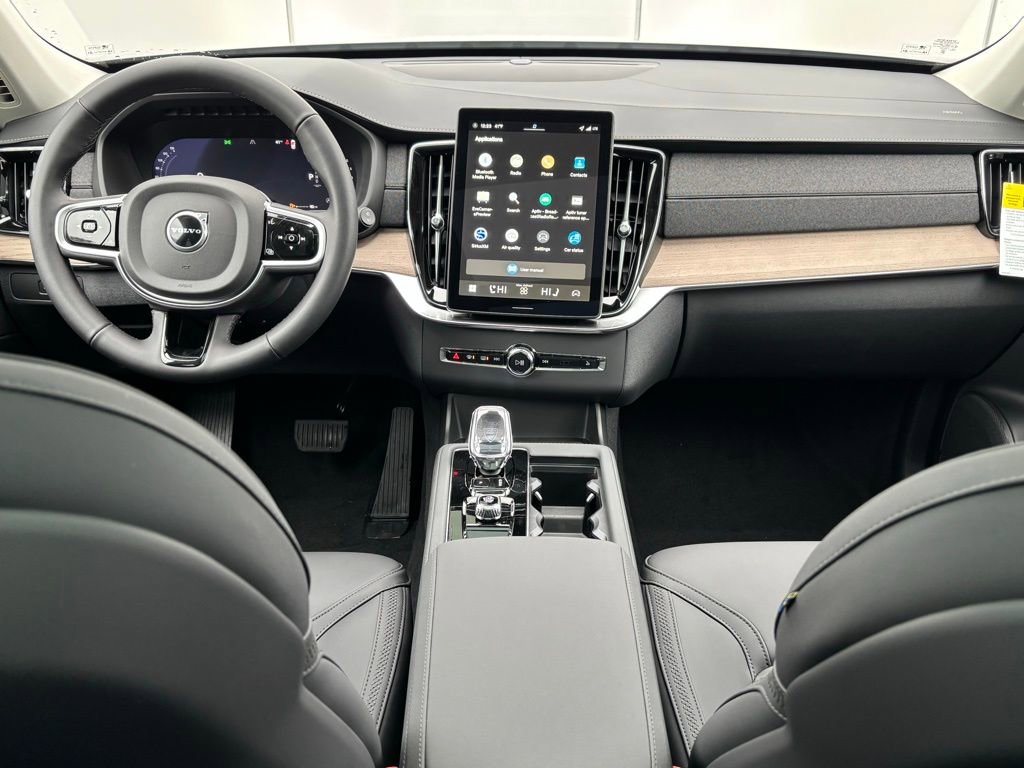 New 2026 Volvo XC90 B6 Plus w/ Protection Package AWD/4WD image 10