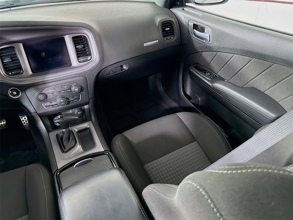 Used 2023 Dodge Charger R/T w/ Performance Handling Group image 27