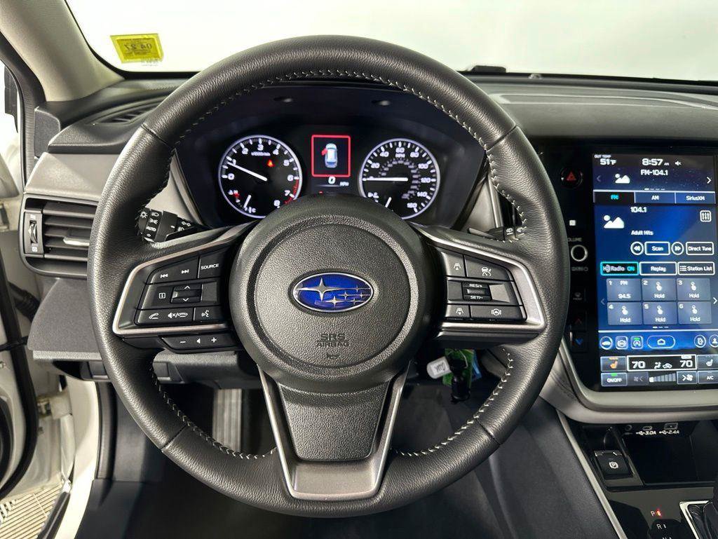 Used 2025 Subaru Outback Premium AWD/4WD image 13
