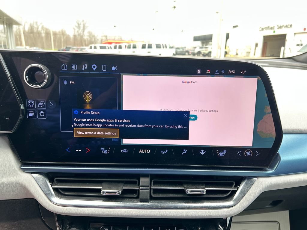 Used 2025 Chevrolet Equinox EV LT w/ Convenience Package FWD image 17