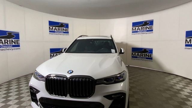 Used 2022 BMW X7 M50i w/ Dynamic Handling Package image 5