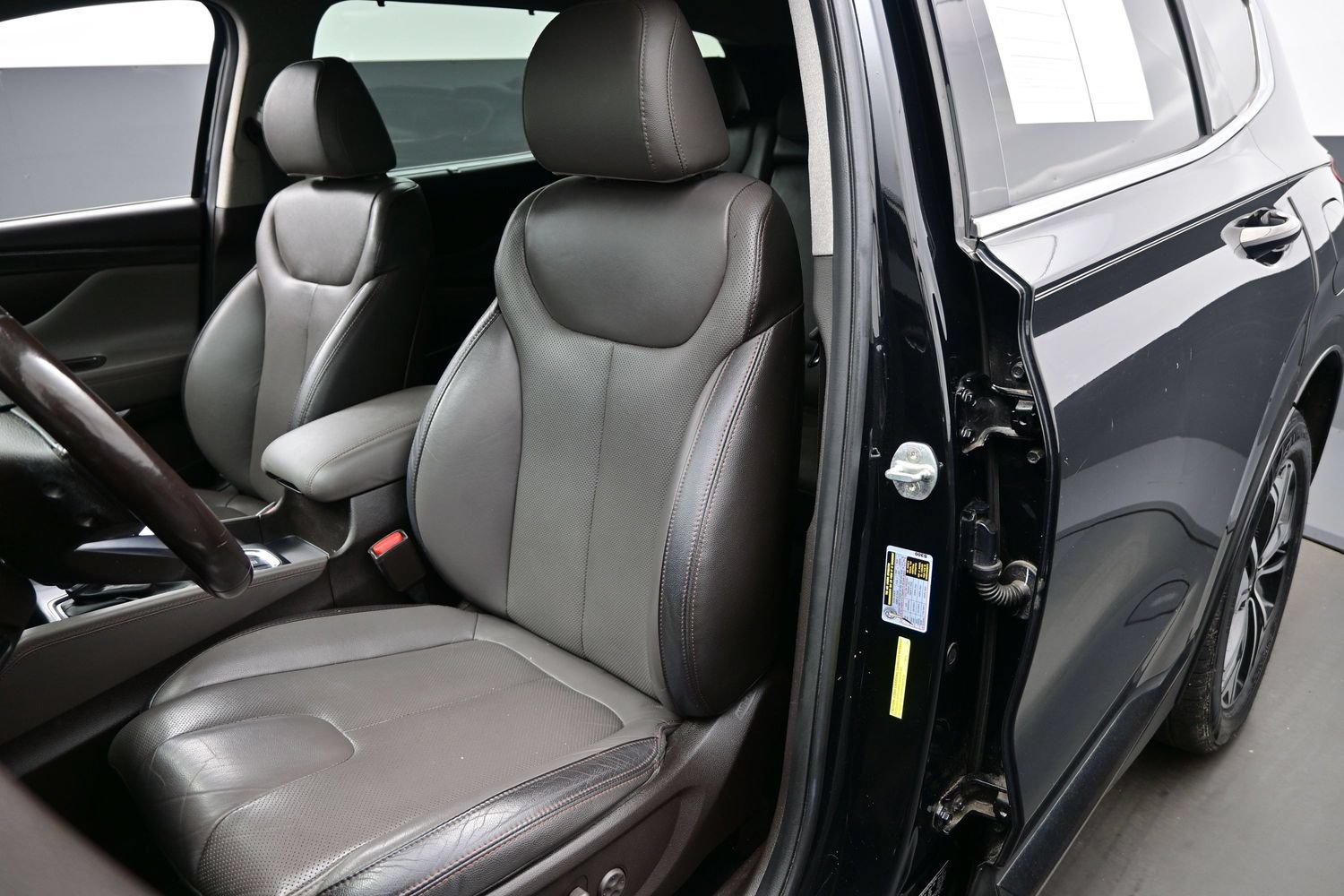 Used 2020 Hyundai Santa Fe Limited FWD image 12