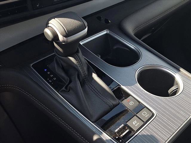 Used 2025 Toyota Sienna XLE w/ XLE Plus Package image 15