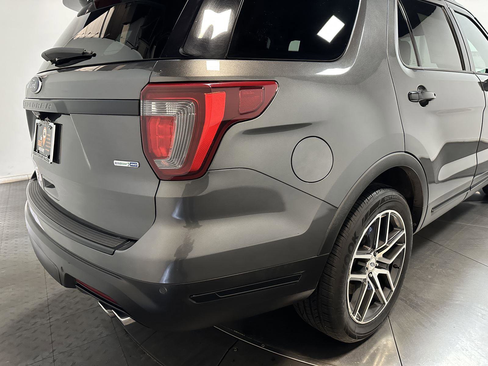 Used 2018 Ford Explorer Sport image 14