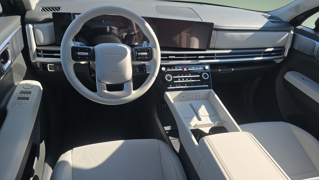 New 2027 Hyundai Santa Fe SE FWD image 18