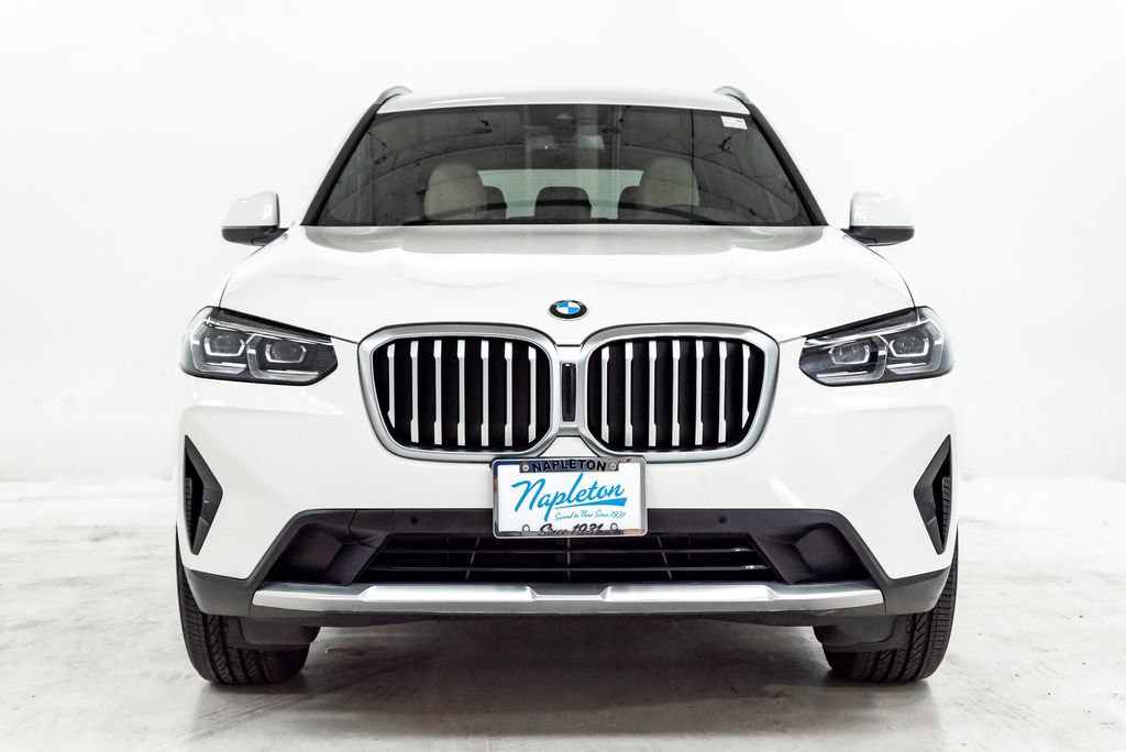 Used 2024 BMW X3 xDrive30i AWD/4WD image 4
