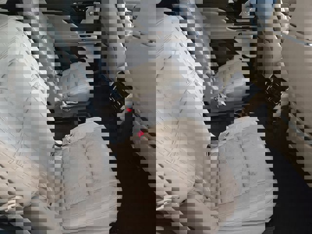 Used 2020 Lincoln Aviator Reserve w/ Equipment Group 202A image 8