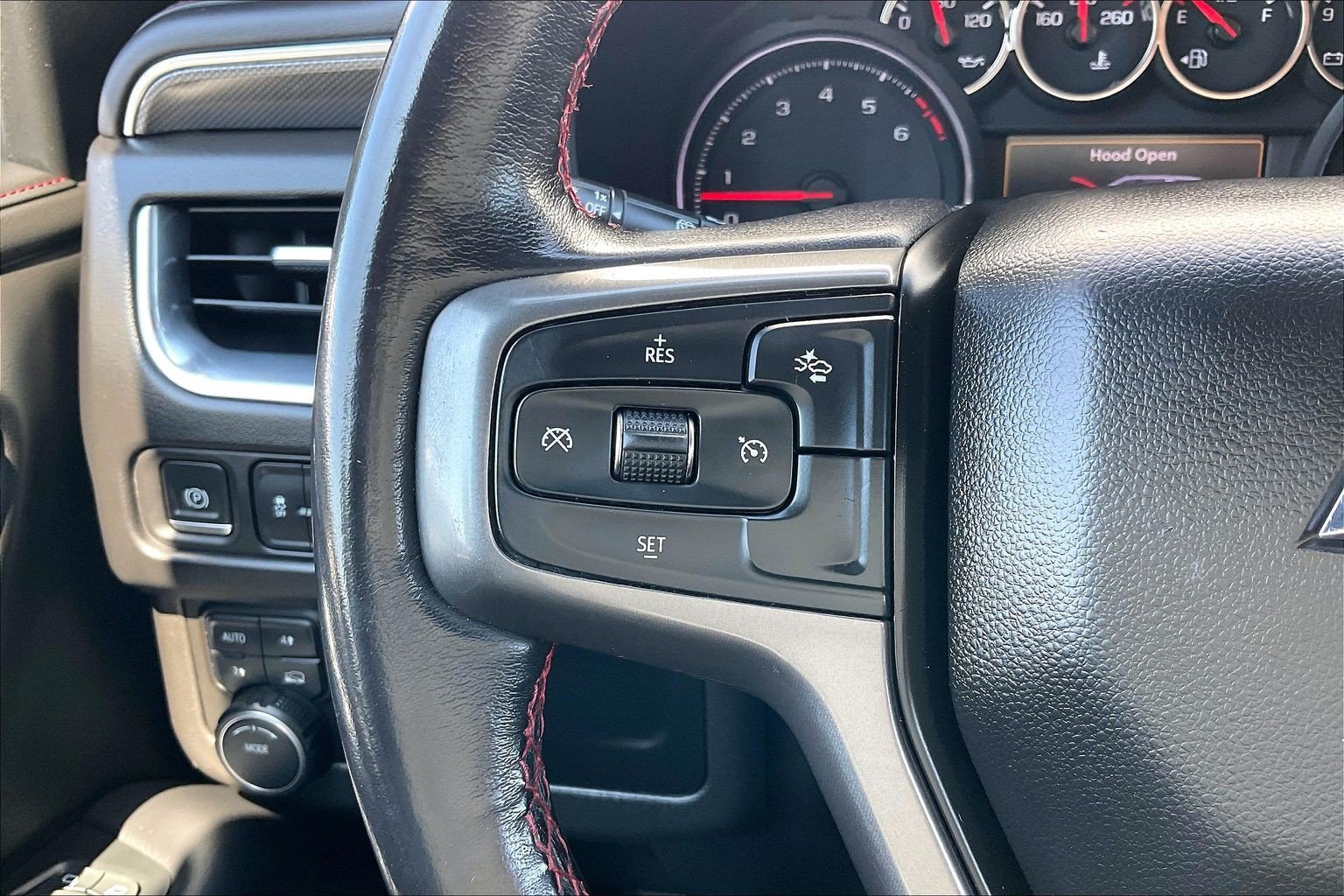 Used 2021 Chevrolet Tahoe RST AWD/4WD image 23