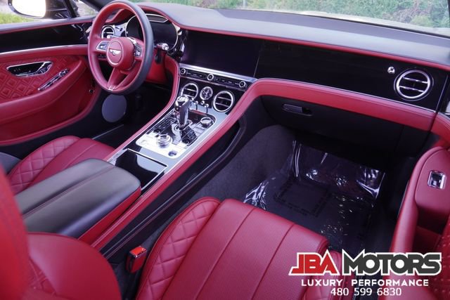 Used 2022 Bentley Continental GT image 8
