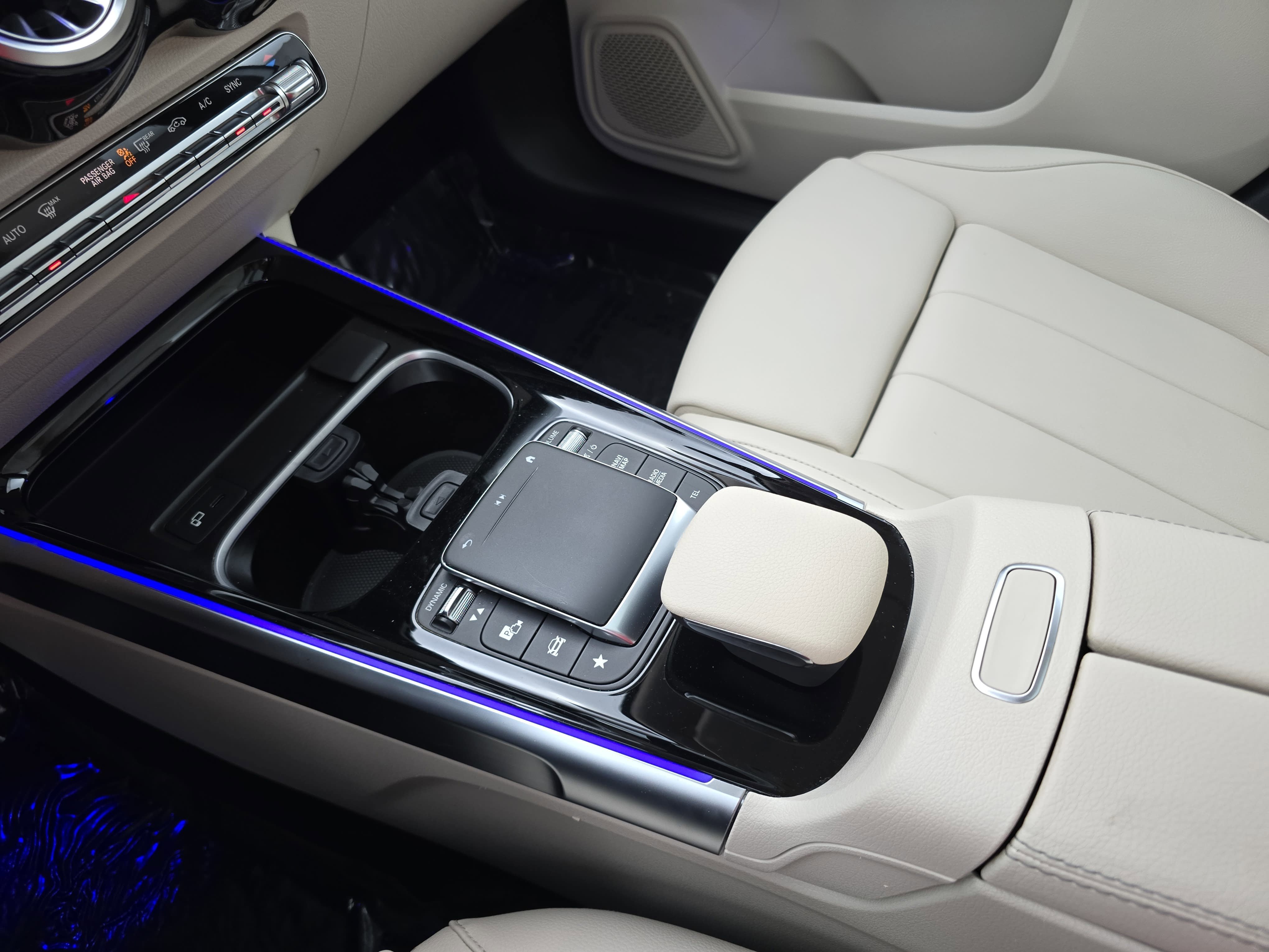 Certified 2023 Mercedes-Benz GLB 250 4MATIC image 26