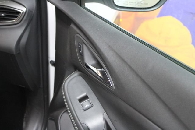 Used 2023 Buick Encore GX Essence w/ Advanced Technology Package AWD/4WD image 11