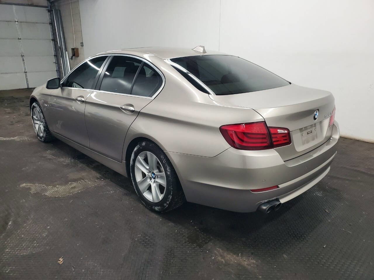 Used 2012 BMW 528i xDrive Sedan image 5