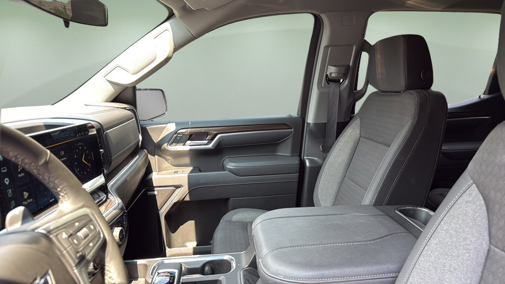 Used 2025 Chevrolet Silverado 1500 RST w/ All Star Edition Plus AWD/4WD image 18