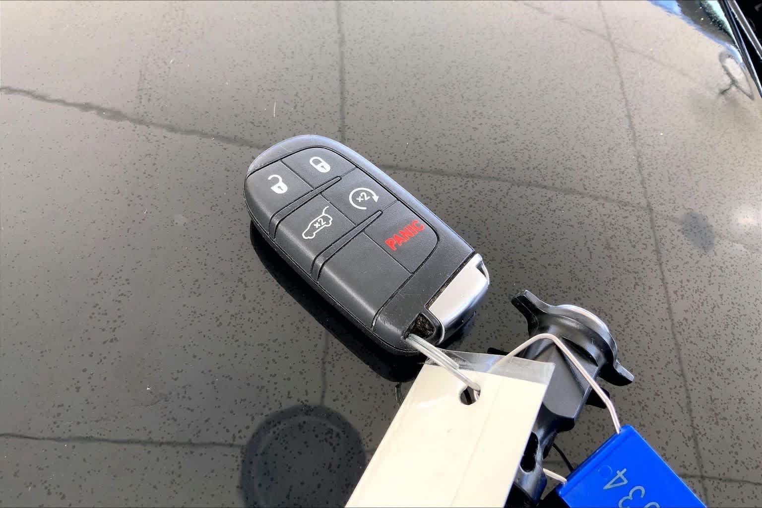 Used 2024 Dodge Durango GT AWD/4WD image 15