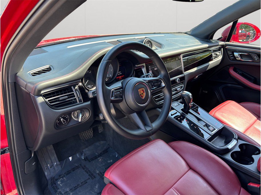 Used 2023 Porsche Macan S AWD/4WD image 6