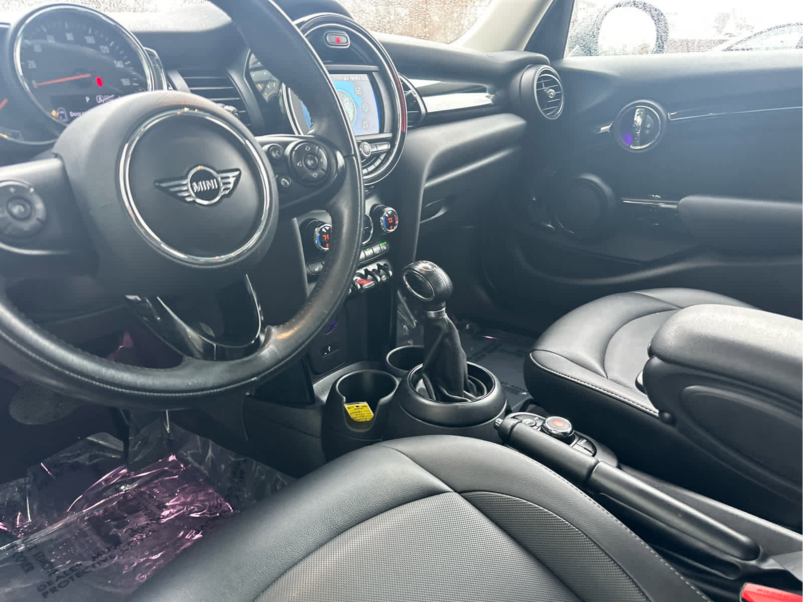 Used 2019 MINI Cooper 4-Door Hardtop image 13