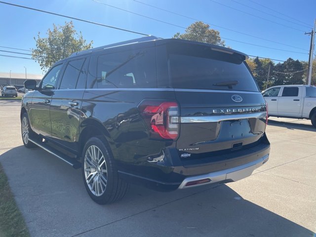 Used 2022 Ford Expedition Max Platinum image 2
