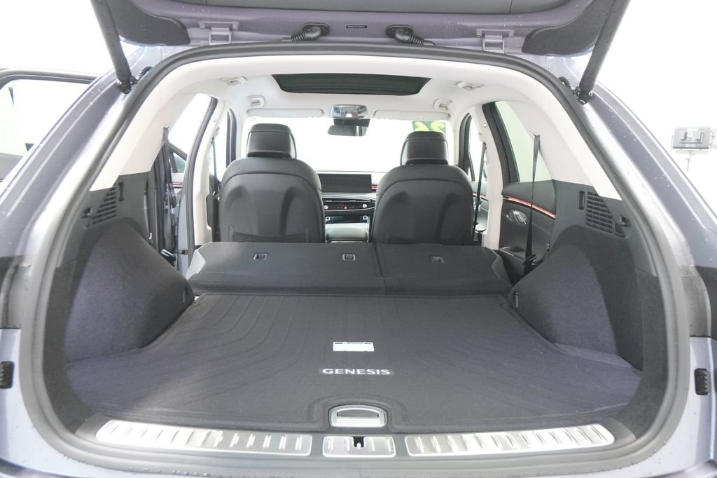 New 2026 Genesis GV70 2.5T Select AWD/4WD image 28