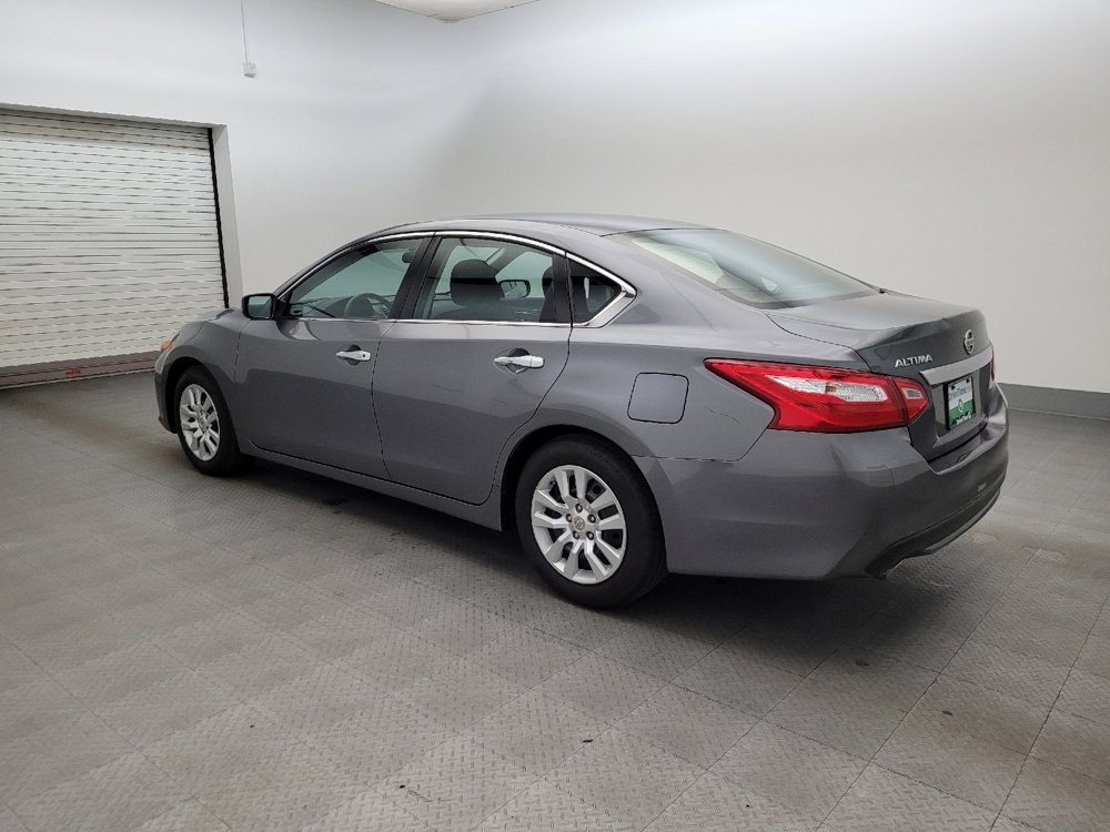 Used 2017 Nissan Altima 2.5 S w/ Power Driver Seat Package FWD image 3