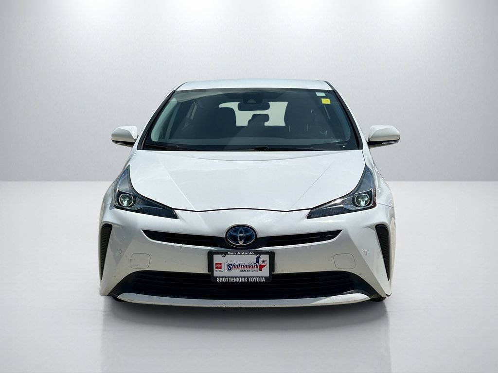 Used 2020 Toyota Prius LE FWD video 2