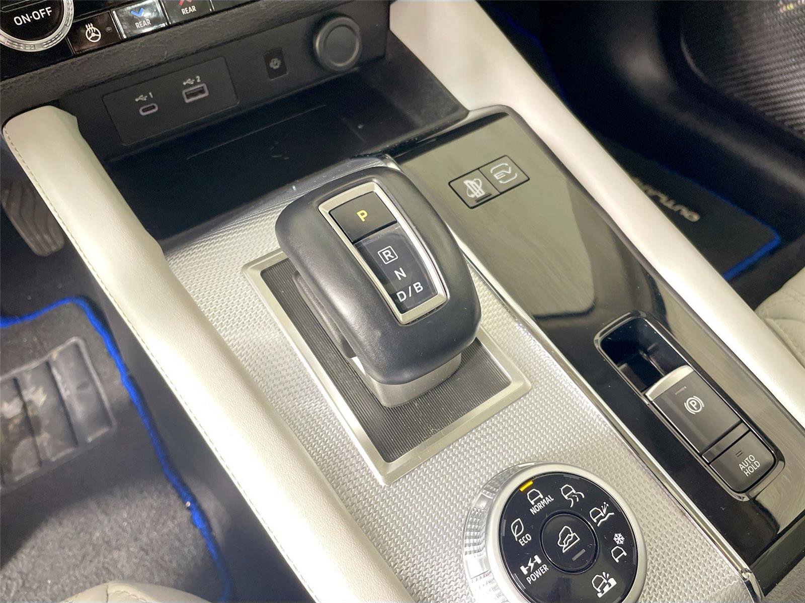 Used 2024 Mitsubishi Outlander SEL image 19