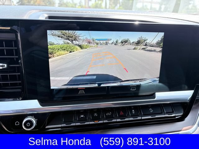 Used 2023 GMC Sierra 1500 SLT w/ SLT Premium Package AWD/4WD image 17