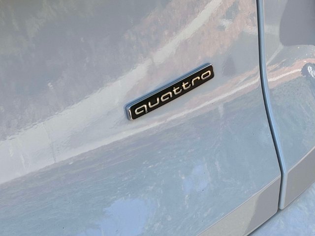 Certified 2025 Audi Q5 Premium Plus AWD/4WD image 11