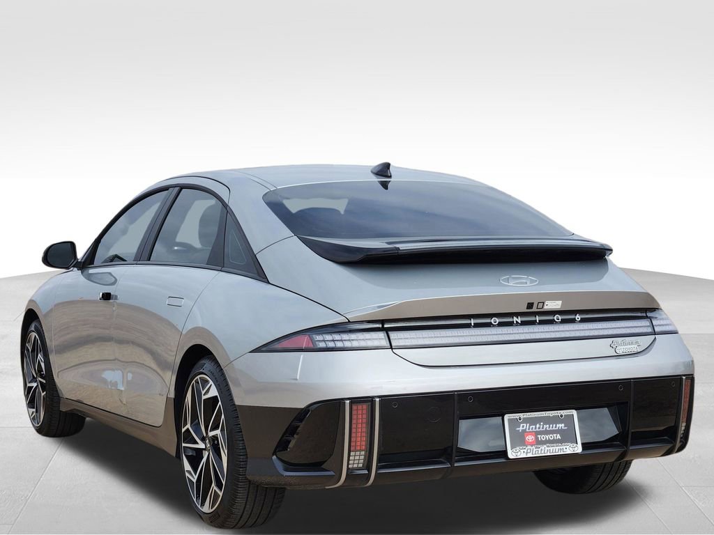 Used 2025 Hyundai Ioniq 6 SEL image 5