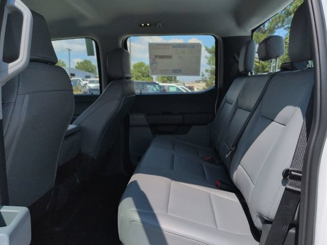 New 2026 Ford F250 XL w/ XL Chrome Package AWD/4WD image 14