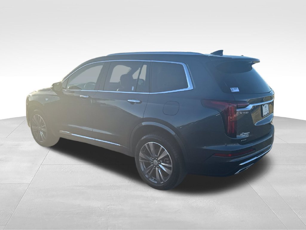 Used 2021 Cadillac XT6 Premium Luxury AWD/4WD image 4