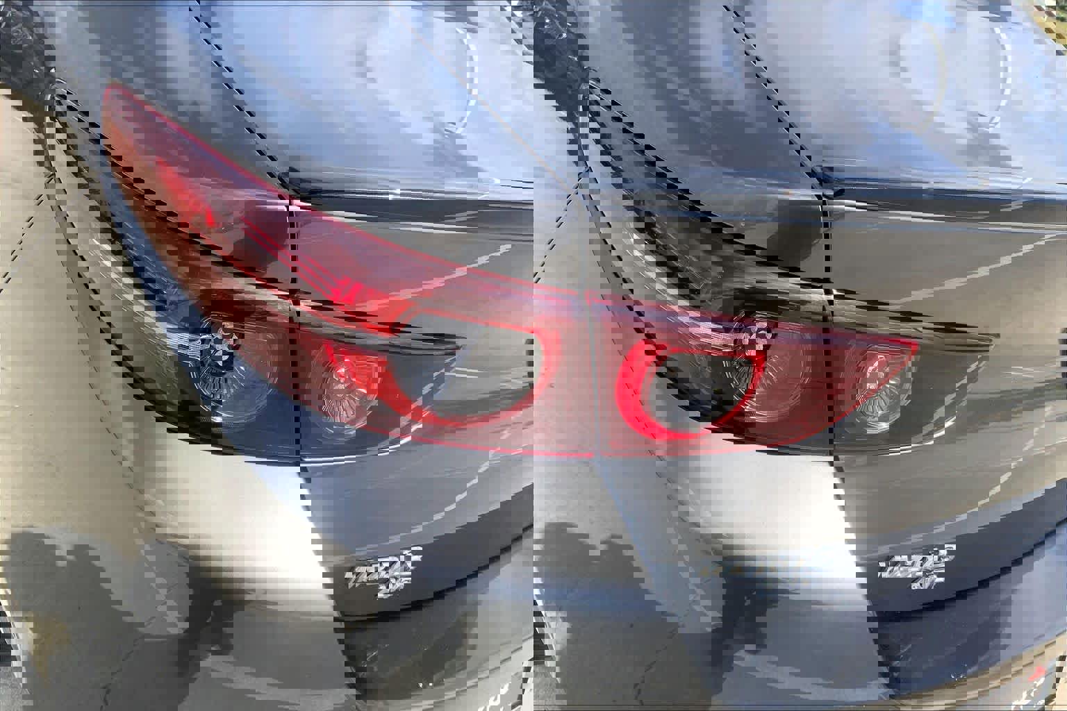 Used 2021 MAZDA MAZDA3 2.5 Turbo Sedan w/Premium Plus image 28