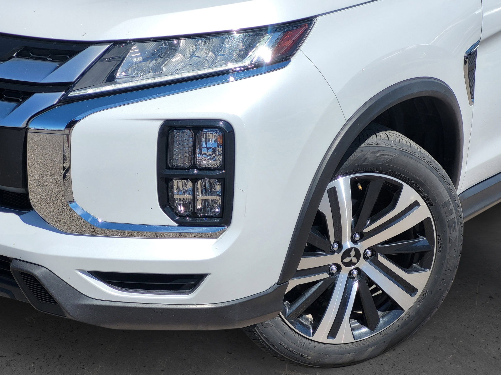 Used 2025 Mitsubishi Outlander Sport AWD image 8