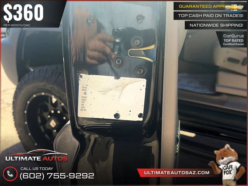 Used 2004 Chevrolet Avalanche 2500 w/ Preferred Equipment Group AWD/4WD image 46