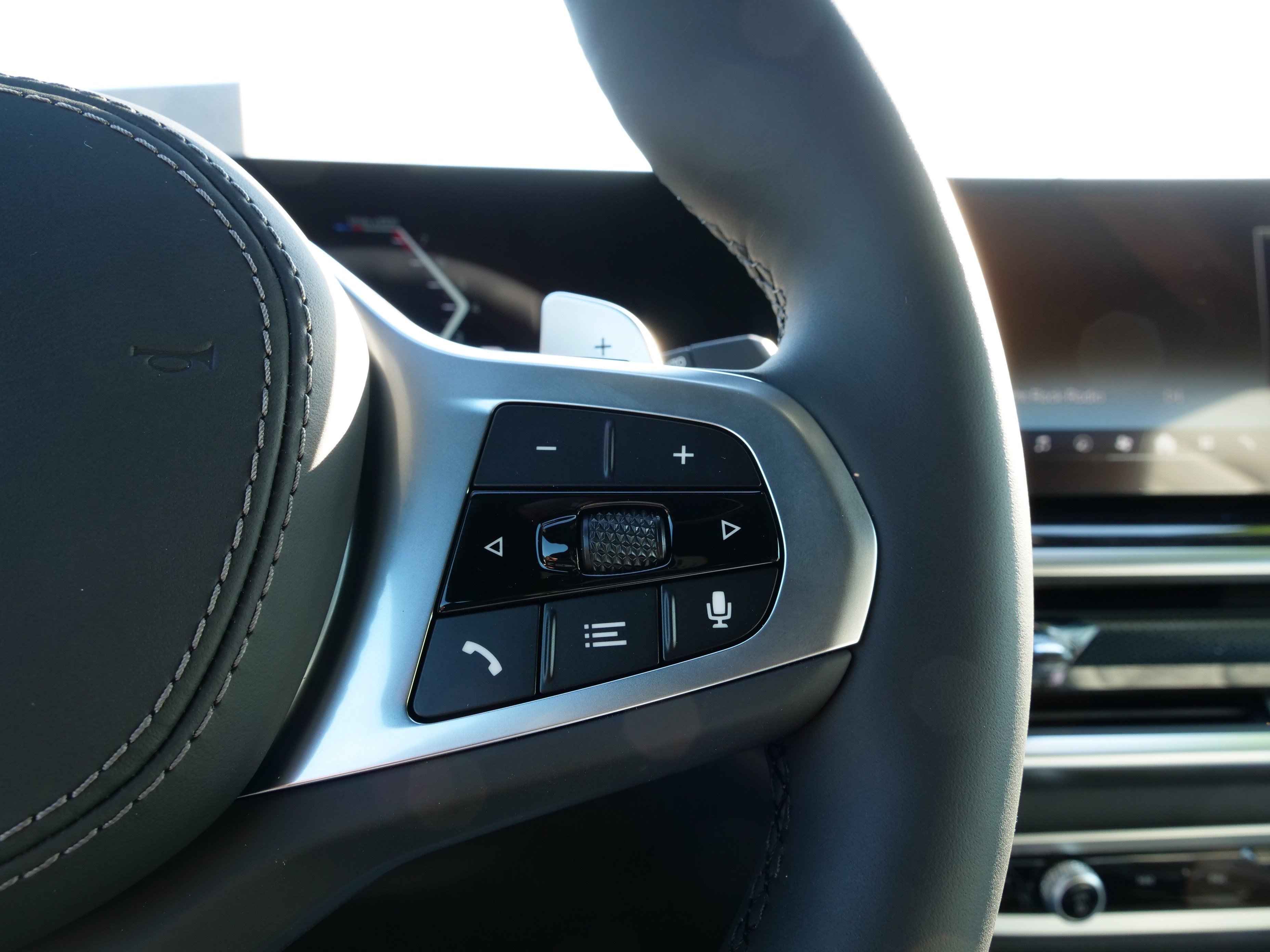 New 2026 BMW X5 xDrive40i w/ M Sport Package image 20