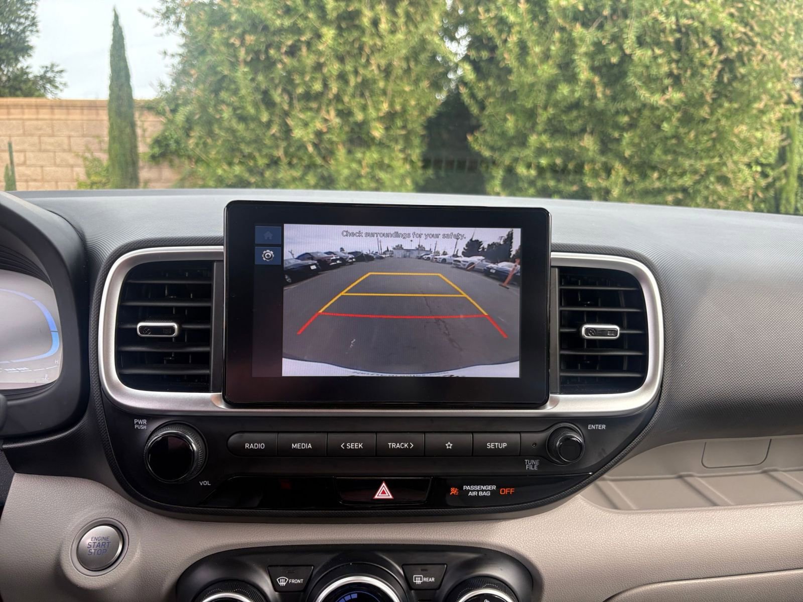 Used 2025 Hyundai Venue SEL image 22