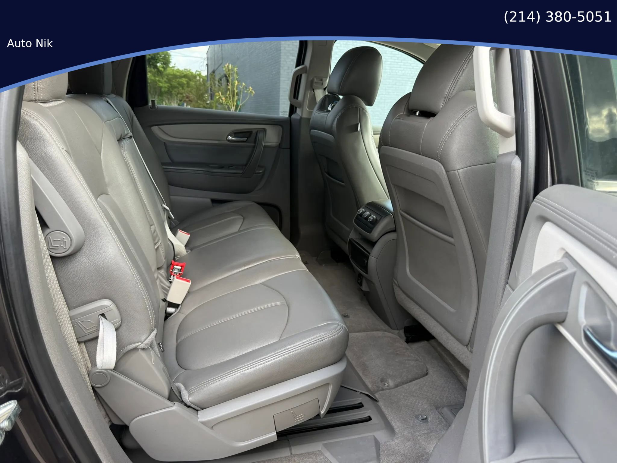 Used 2017 Chevrolet Traverse LT image 19