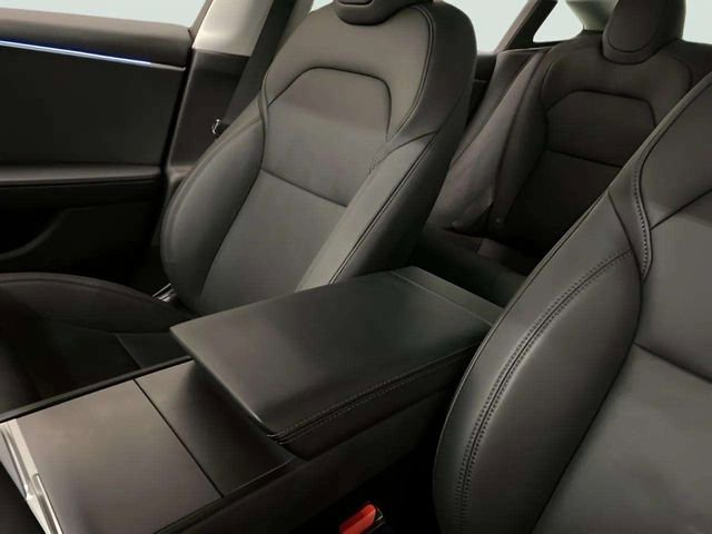 Used 2025 Tesla Model 3 Long Range image 9