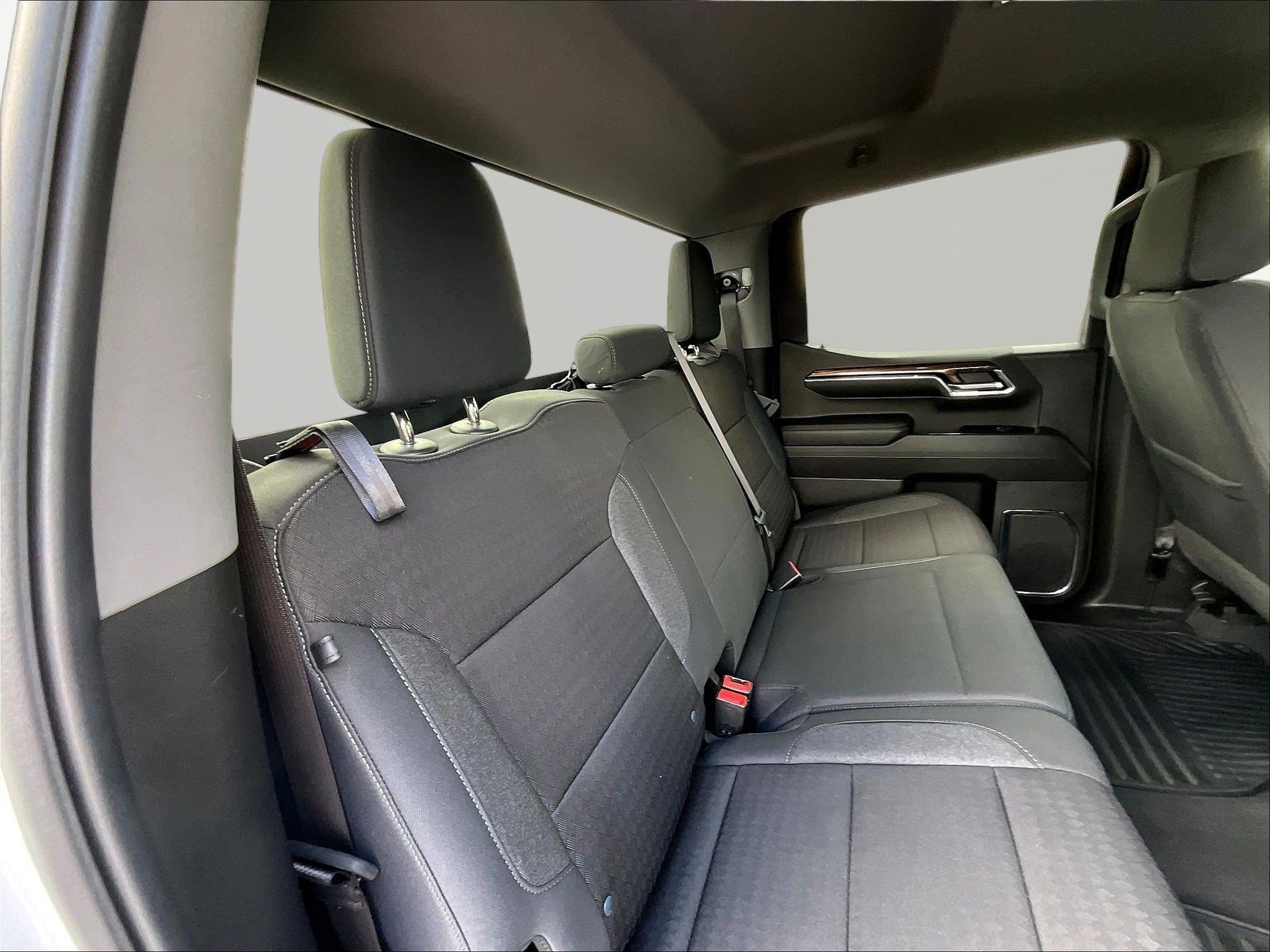 Used 2024 Chevrolet Silverado 1500 LT AWD/4WD image 26