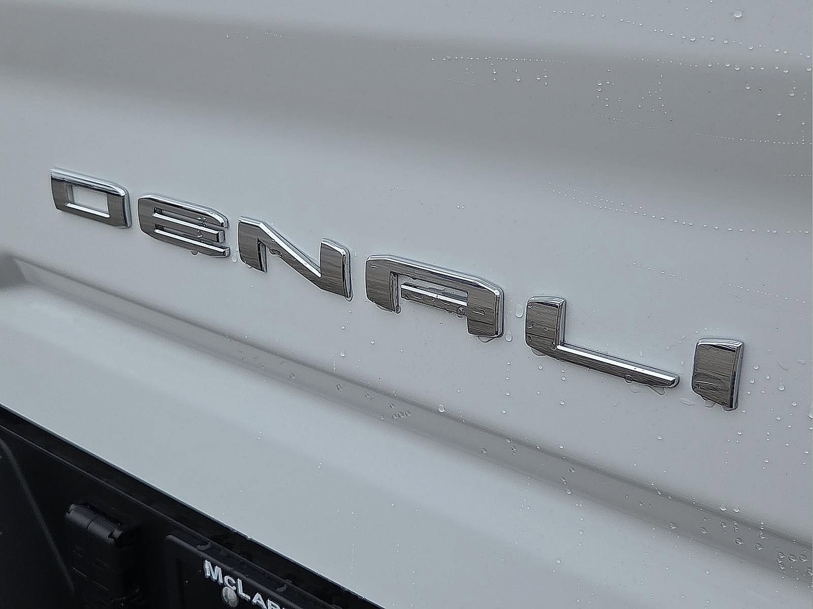 Used 2024 GMC Sierra 3500 Denali w/ Technology Package image 8